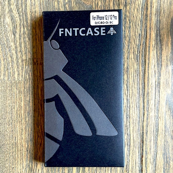 iPhone 12/12Pro standing phone case. - Picture 1 of 7